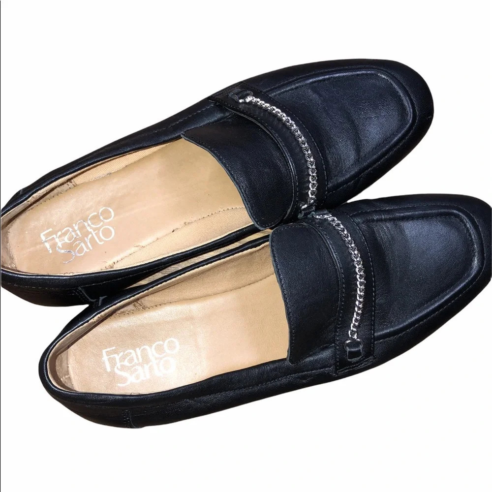 Franco Sarto size 7M black leather loafers